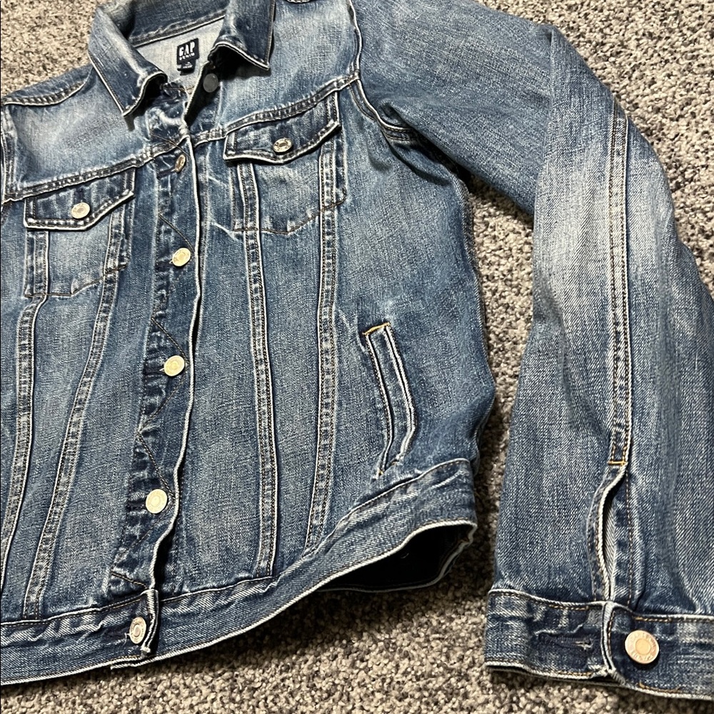 GAP Women's Denim Jacket Size Medium EUC - Picture 4 of 6